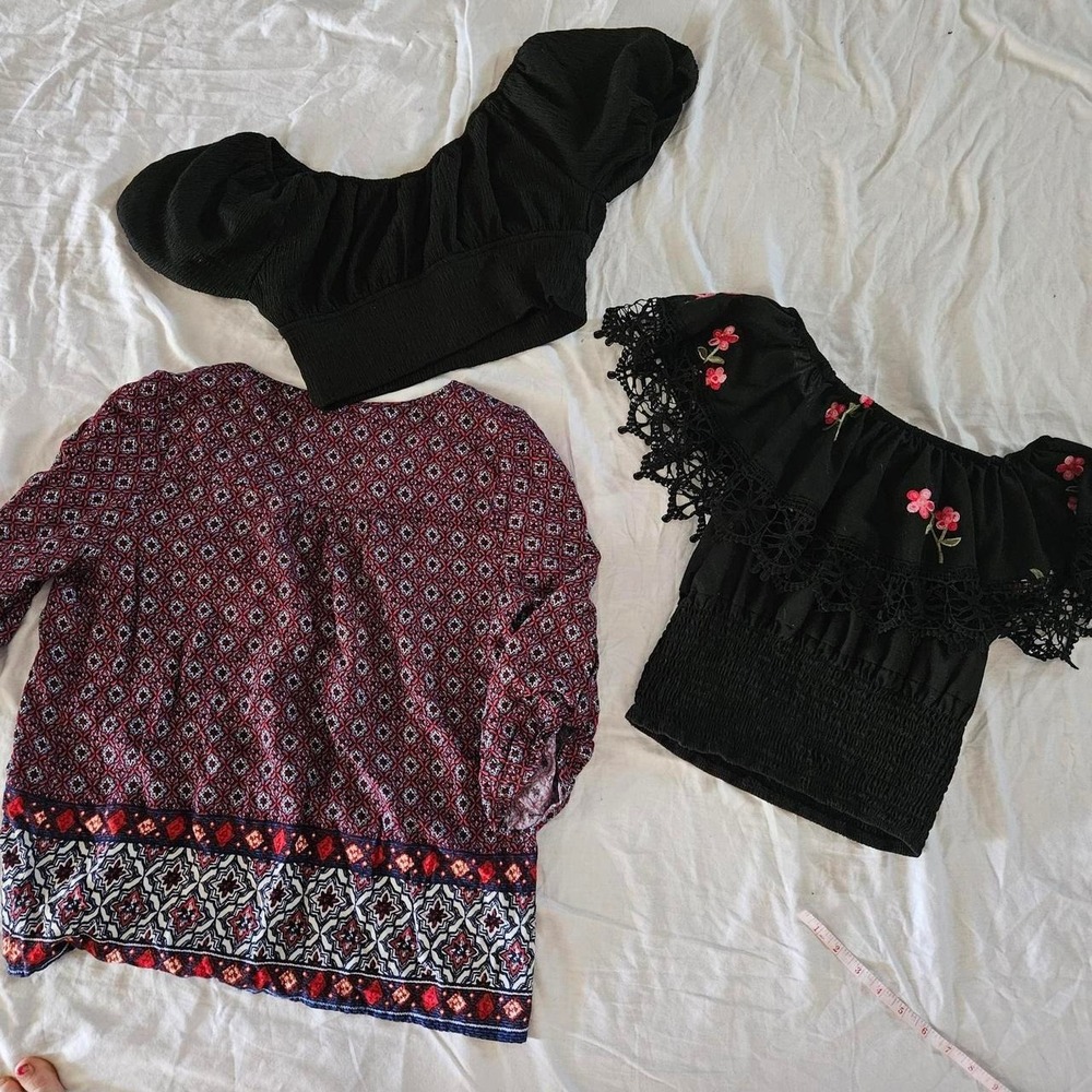 Mixed Brand Boho Top‎ Bundle Women Size Medium Black Red Floral Smocked Blouse